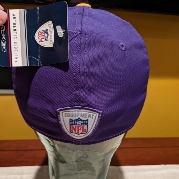 NWT Reebok NFL On Field Hat Cap Team Apparel Minnesota Vikings Football - Picture 5 of 7